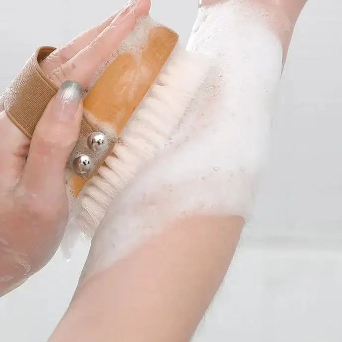 5 Benefits of Dry Brushing for Healthier, Glowing Skin